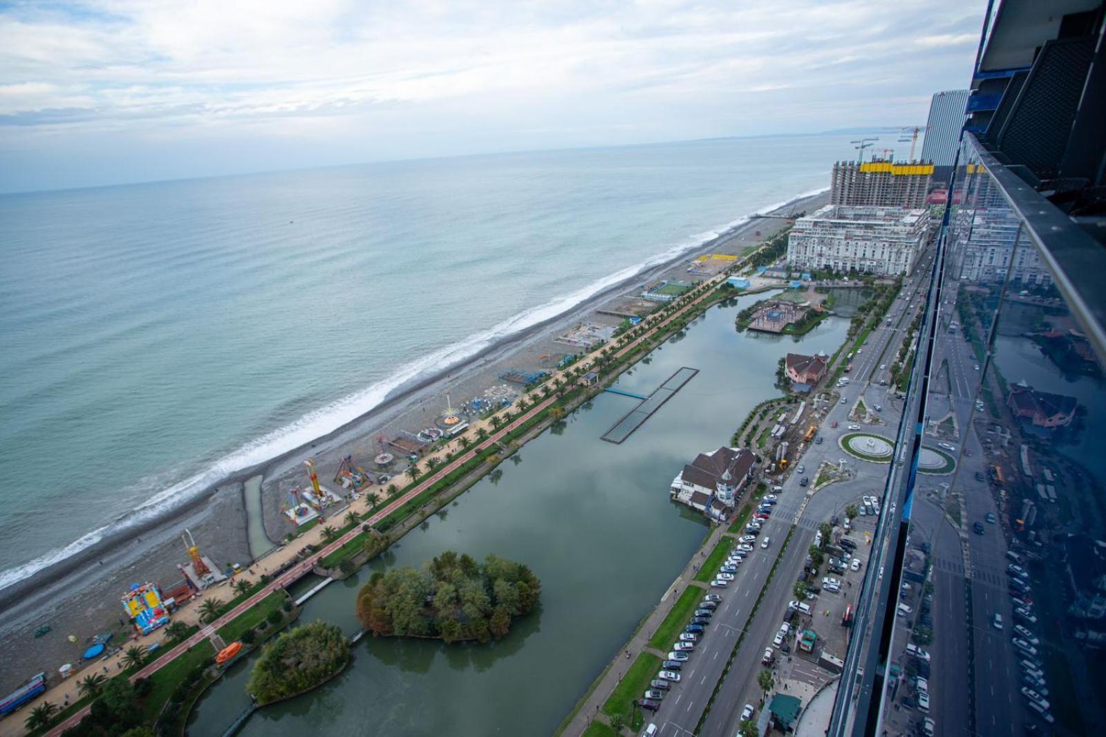 Orbi Aparthotel In Batumi Exterior photo