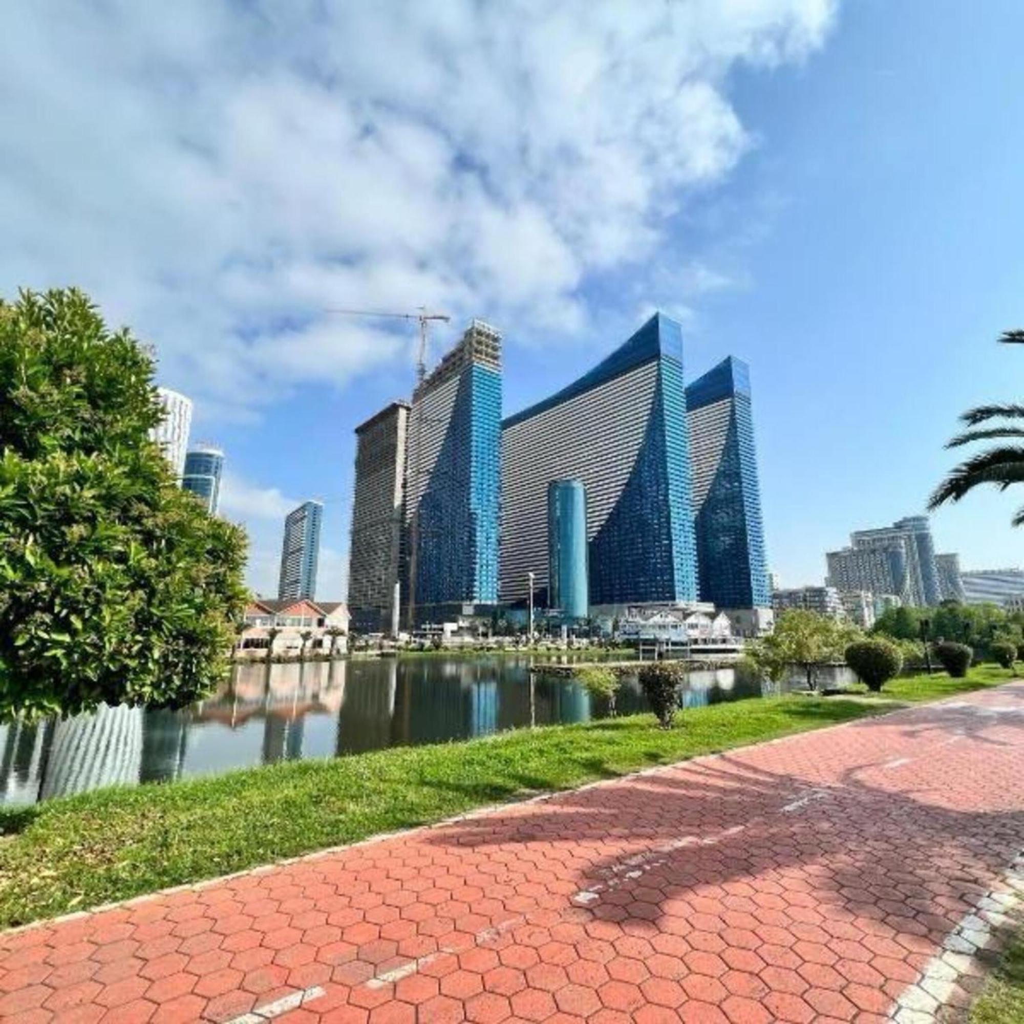 Orbi Aparthotel In Batumi Exterior photo